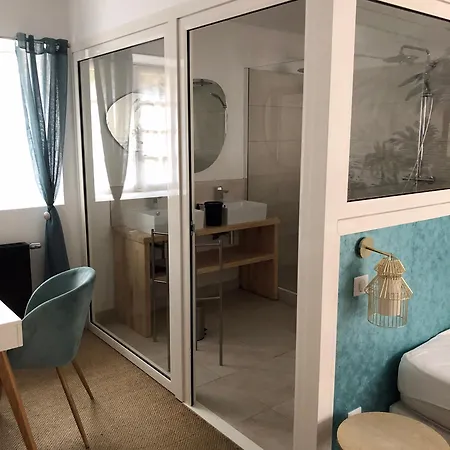 Le Domaine Aubazen Holiday home *