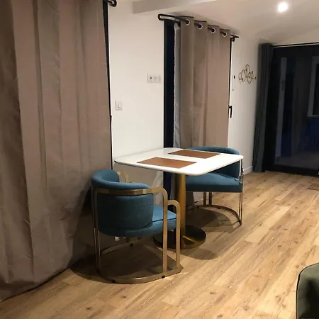 Le Domaine Aubazen Holiday home